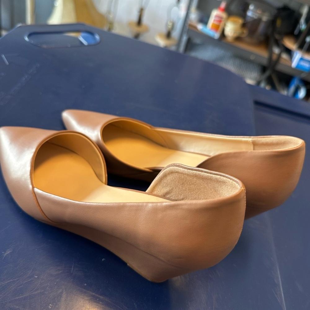Reaction Kenneth Cole Tan Women's Flats